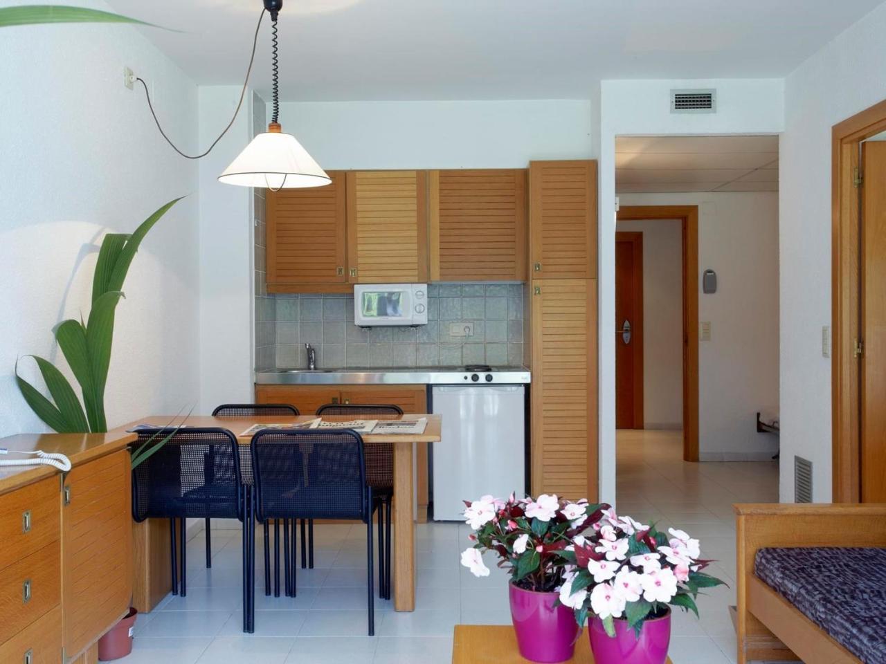 Apart-Hotel Golf Beach 35201 Begur Zimmer foto